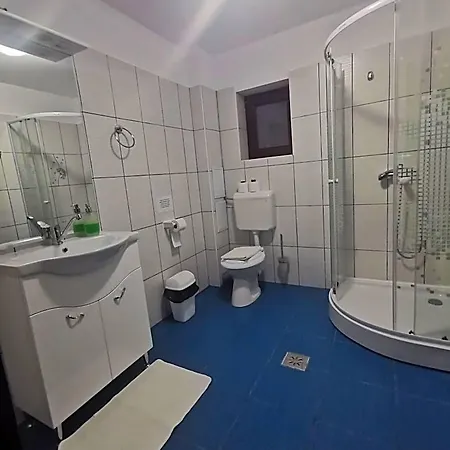 Otel Ciresarii