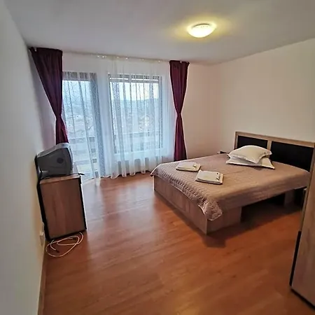 Ciresarii Otel